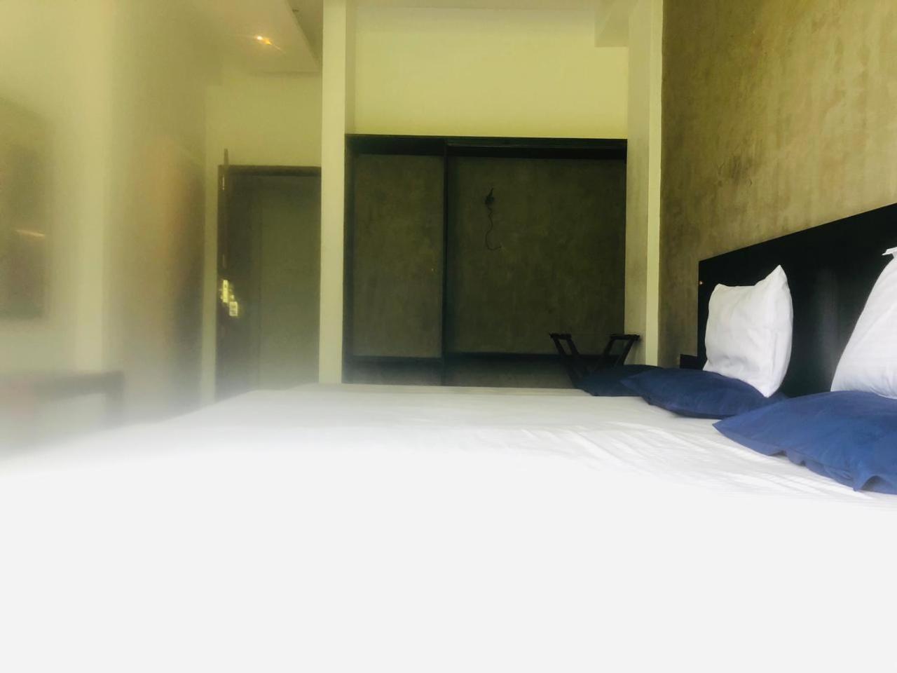 Summerside Residence Negombo Zimmer foto